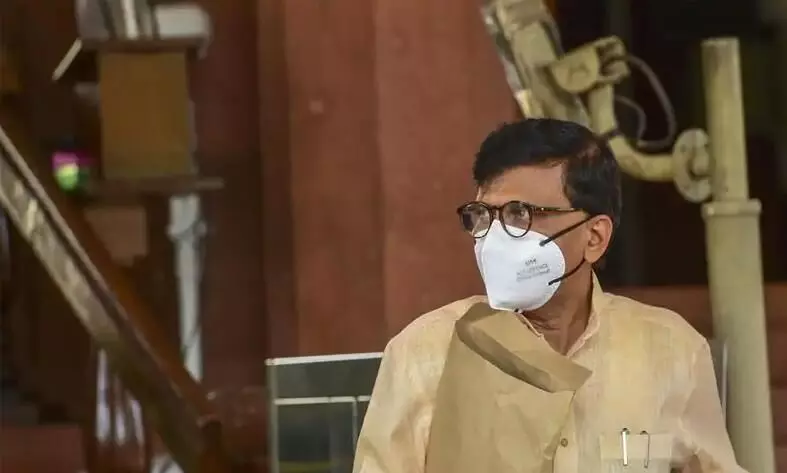 പപ്പടം കഴിച്ച്​ ആരും കോവിഡ്​ മുക്​തരായിട്ടില്ല; വിമർശനങ്ങൾക്ക്​ ട്രോളിലൂടെ മറുപടിയുമായി റാവത്ത്​