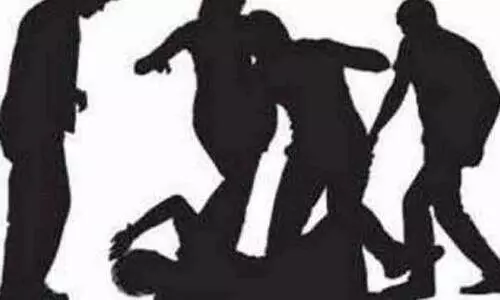 വയോധികനെ ആക്രമിച്ച് പരിക്കേൽപിച്ചതായി പരാതി