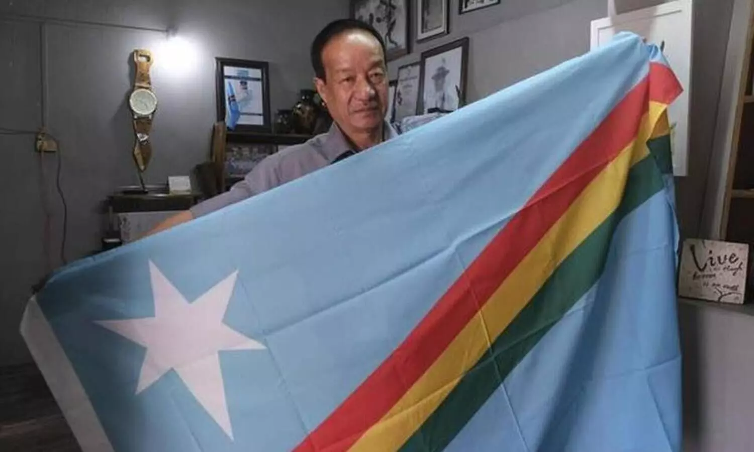 സ്വന്തം പതാകയും ഭരണഘടനയും വേണം ; നിലപാട്​ കടുപ്പിച്ച്​ നാഗ സംഘടന