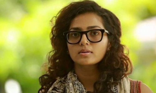 സാക്ഷികളുടെ കൂറുമാറ്റം ഞെട്ടിച്ചു, പ്രത്യേകിച്ച്​ അവളുടെ; പ്രതികരണവുമായി പാർവതി