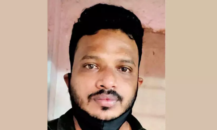 ബ്രൗൺഷുഗറുമായി പിടിയിൽ ബ്രൗൺഷുഗറുമായി പിടിയിൽ