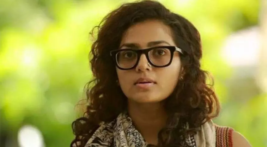 സാക്ഷികളുടെ കൂറുമാറ്റം ഞെട്ടിച്ചു, പ്രത്യേകിച്ച് അവളുടെ; പ്രതികരണവുമായി പാർവതി സാക്ഷികളുടെ കൂറുമാറ്റം ഞെട്ടിച്ചു, പ്രത്യേകിച്ച് അവളുടെ; പ്രതികരണവുമായി പാർവതി