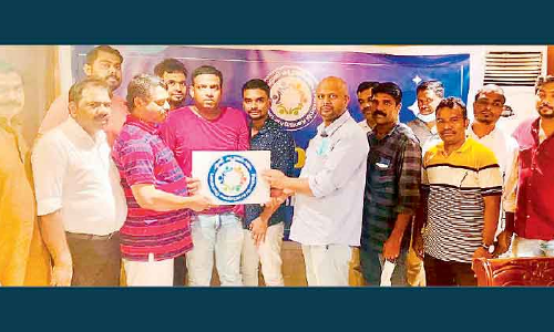 പ​ട്ടാ​മ്പി കൂ​ട്ടാ​യ്മ ലോ​ഗോ പ്ര​കാ​ശ​നം ചെ​യ്തു