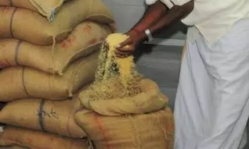 ഗോഡൗണുകളിലെ കേടായ റേ​ഷ​ൻ വസ്​തുക്കൾ നാളെ മുതൽ ശുചീകരിക്കും