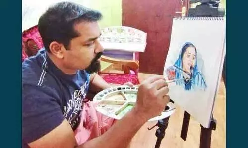 കാരുണ്യത്തി​െൻറ കാരിക്കേച്ചർ ചലഞ്ചുമായി ശ്രീകുമാർ വല്ലന