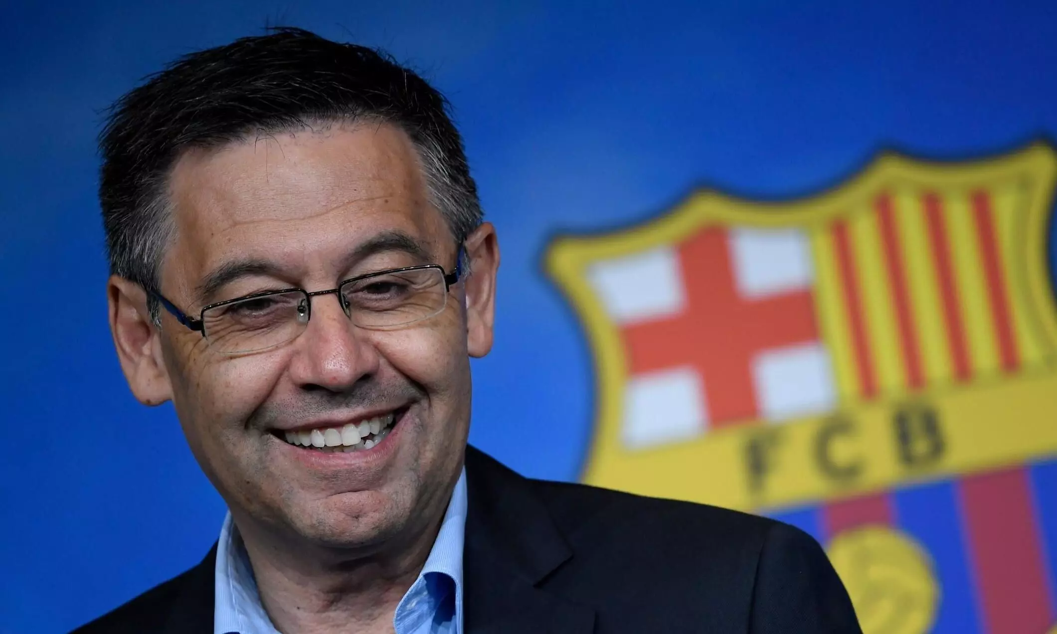 ഒപ്പുശേഖരണവുമായി 20,000 അംഗങ്ങൾ; രാജിയില്ലെന്ന് ഉറപ്പിച്ച് ബാഴ്സലോണ പ്രസിഡൻറ് ഒപ്പുശേഖരണവുമായി 20,000 അംഗങ്ങൾ; രാജിയില്ലെന്ന് ഉറപ്പിച്ച് ബാഴ്സലോണ പ്രസിഡൻറ്