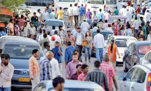 ആ​ഗ​സ്​​റ്റി​ൽ ഒ​മാ​നി​ലെ വി​ദേ​ശി ജ​ന​സം​ഖ്യ കു​റ​ഞ്ഞു