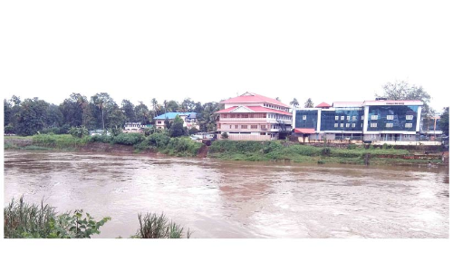 മൂവാറ്റുപുഴ ആറിൽ ജലനിരപ്പ് ഉയർന്നു