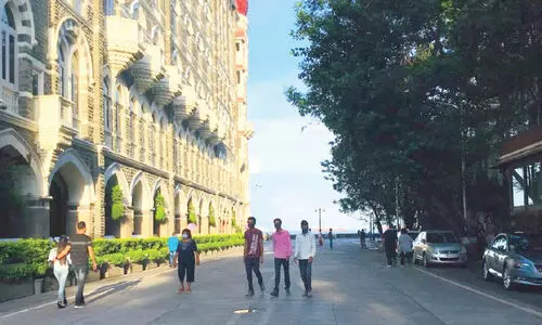 മഹാനഗരം നിശ്ചലമായപ്പോൾ പ്രതിസന്ധിയിലായ ഗ്രാമം