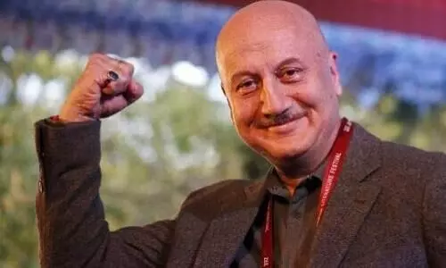 കർഷകർ ഇനി ശക്തരാകും; കാർഷിക ബില്ലുകളെ പിന്തുണച്ച് നടൻ അനുപം ഖേർ