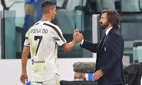 പിർലോ ടച്ചിൽ റൊണാൾഡോയു കൂട്ടരും തുടങ്ങി, സാംേദാറിയക്കെതിരെ 3-0ത്തിന് ജയം പിർലോ ടച്ചിൽ റൊണാൾഡോയു കൂട്ടരും തുടങ്ങി, സാംേദാറിയക്കെതിരെ 3-0ത്തിന് ജയം