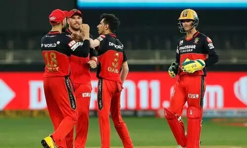 ദേവ്​ദത്തും ഡിവി​ല്ലിയേഴ്​സും അടിച്ചു, ചഹൽ എറിഞ്ഞിട്ടു; ജയത്തോടെ തുടങ്ങി ബംഗളൂരു