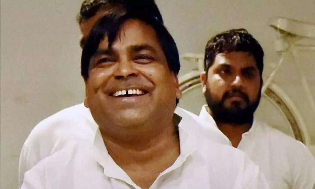 കൂട്ടബലാൽസംഗ കേസ്: യു.പി മുൻ മന്ത്രിയുടെ ഇടക്കാല ജാമ്യത്തിന് സുപ്രീംകോടതി സ്റ്റേ കൂട്ടബലാൽസംഗ കേസ്: യു.പി മുൻ മന്ത്രിയുടെ ഇടക്കാല ജാമ്യത്തിന് സുപ്രീംകോടതി സ്റ്റേ