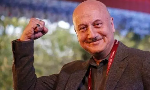 കർഷകർ ഇനി ശക്തരാകും; കാർഷിക ബില്ലുകളെ പിന്തുണച്ച് നടൻ അനുപം ഖേർ