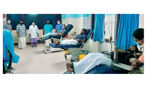കോവിഡ് പോരാട്ടത്തിൽ ഒന്നിച്ച്​; പ്ലാസ്മദാന ക്യാമ്പൊരുക്കി ഡി.വൈ.എഫ്.ഐ