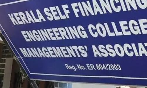 ബി​രു​ദ പ്ര​വേ​ശ​നം 24 മു​ത​ൽ ; സ്വാ​ശ്ര​യ സെ​മ​സ്​​റ്റ​ർ ഫീ​സി​ന​ത്തി​ൽ വ്യ​ക്ത​ത​യാ​യി​ല്ല