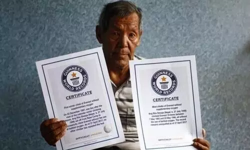 ഓക്‌സിജന്‍ ബോട്ടില്‍ ഇല്ലാതെ 10 തവണ എവറസ്​റ്റ്​ കീഴടക്കിയ ആങ് റിത ഷേര്‍പ അന്തരിച്ചു