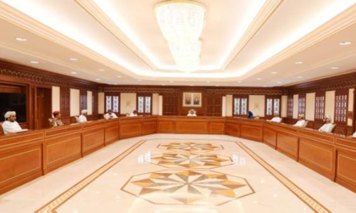 റസിഡൻറ്​ വിസയിലുള്ളവർക്ക്​ ഒക്​ടോബർ  ഒന്നു മുതൽ ഒമാനിലേക്ക്​ തിരികെ വരാം