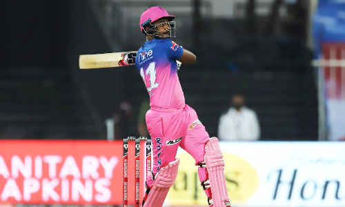 ഇന്നലെ ദേവ്​ദത്ത്​, ഇന്ന്​ സഞ്​ജു; ഗൾഫിൽ പണിയെടുക്കാൻ മലയാളിയെ കഴിഞ്ഞേ ആരുമൊള്ളൂ