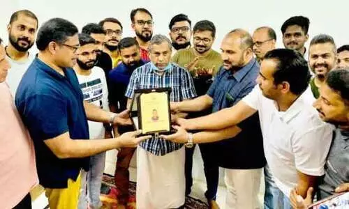 യാ​ത്ര​യ​യ​പ്പ്​ ന​ൽ​കി