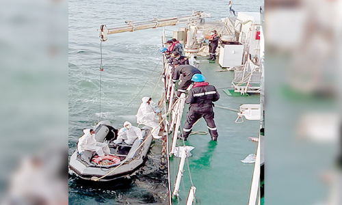കടലിൽ അപകടത്തിൽപെട്ട 11 മത്സ്യത്തൊഴിലാളികളെ കോസ്​റ്റ്​ ഗാർഡ് രക്ഷപ്പെടുത്തി