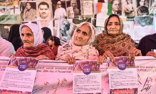 ഷഹീൻബാഗിലെ വനിതകൾ ദിവസക്കൂലിക്ക്​ പ്രതിഷേധിക്കുന്നവരെന്ന്​കുറ്റപത്രം