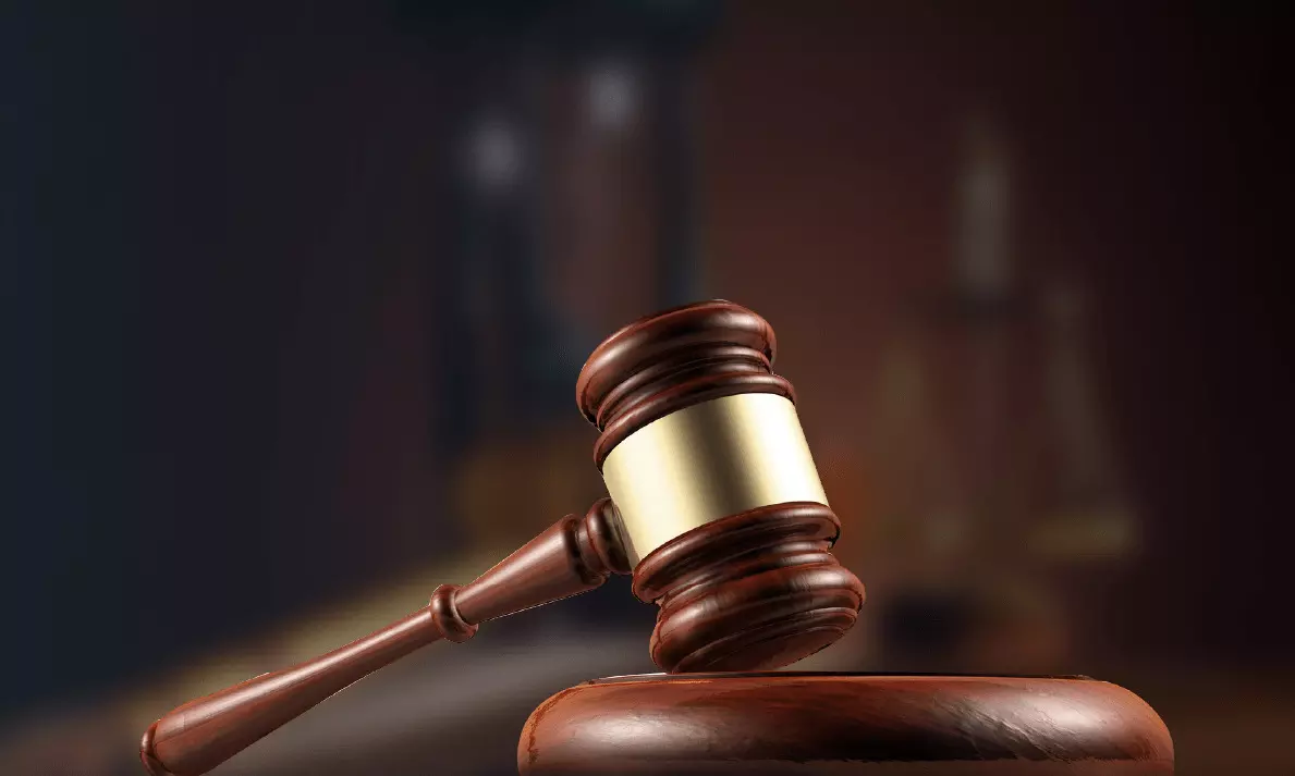 കറാച്ചിയിൽ ഫാക്​ടറിക്ക്​ തീവെച്ച്​ 287 പേരെ കൊലപ്പെടുത്തിയ രണ്ടു​പേർക്ക്​ വധശിക്ഷ