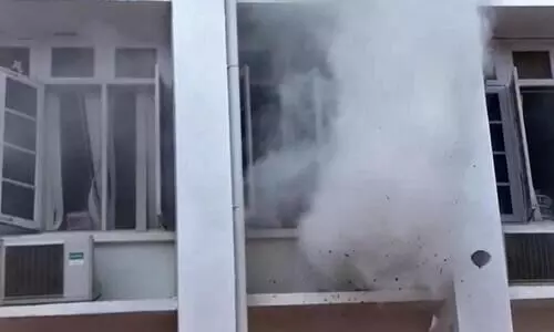 സെക്രട്ടേറിയറ്റിലെ തീപിടിത്തത്തിന് കാരണം ഷോര്‍ട്ട് സര്‍ക്യൂട്ടല്ല; വിദഗ്​ധ സമിതിയെ തള്ളി ഫോറൻസിക്​ റിപ്പോർട്ട്​