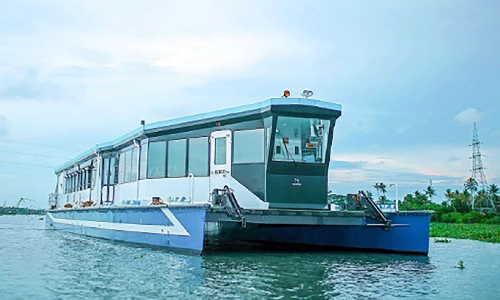 അരൂക്കുറ്റിയിൽ വൈക്കം–എറണാകുളം വേഗ ബോട്ട് അടുക്കണമെന്ന ആവശ്യം ശക്തം