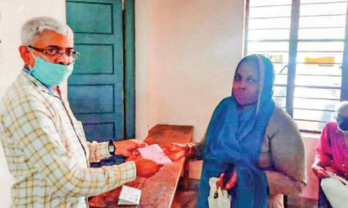 മാധ്യമം വാർത്ത തുണച്ചു; റുബീനക്കും കുടുംബത്തിനും പിങ്ക് കാർഡ്