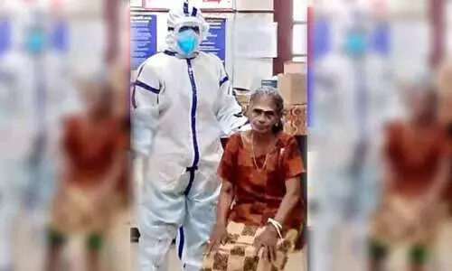 കോവിഡ് മുക്തി നേടിയിട്ടും പോകാനിടമില്ലാതെ ഒരമ്മ