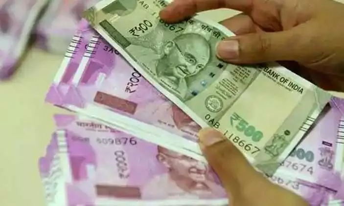 നിക്ഷേപം സ്വീകരിക്കൽ: അനധികൃത ധനകാര്യ സ്ഥാപന ഉടമകൾ നെട്ടോട്ടത്തിൽ നിക്ഷേപം സ്വീകരിക്കൽ: അനധികൃത ധനകാര്യ സ്ഥാപന ഉടമകൾ നെട്ടോട്ടത്തിൽ