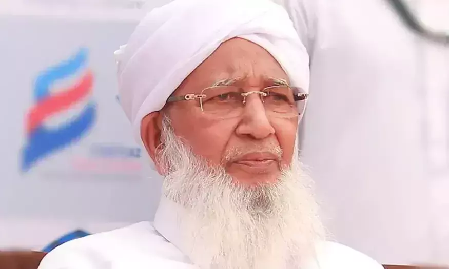 തിരുകേശം ബോഡിവേസ്റ്റെന്ന മുഖ്യമന്ത്രിയുടെ പ്രസ്താവനക്കെതിരെ കാന്തപുരം തിരുകേശം ബോഡിവേസ്റ്റെന്ന മുഖ്യമന്ത്രിയുടെ പ്രസ്താവനക്കെതിരെ കാന്തപുരം