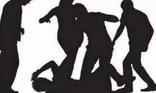 യുവാവിനെ​ മർദിച്ചു; ജില്ല ​െപാലീസ്​ മേധാവിക്ക്​ പരാതി നൽകി