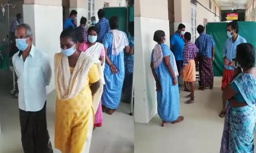 കോട്ടയം മെഡിക്കൽ കോളജിലെ കോവിഡ് രോഗികൾക്ക് ഭക്ഷണം ലഭിച്ചില്ലെന്ന് പരാതി കോട്ടയം മെഡിക്കൽ കോളജിലെ കോവിഡ് രോഗികൾക്ക് ഭക്ഷണം ലഭിച്ചില്ലെന്ന് പരാതി