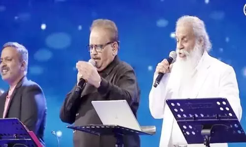 ദാ​സ​ണ്ണ​നും ബാ​ലു ത​മ്പി​യും