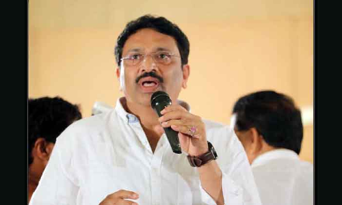 ദുബൈയിലെ ഹോട്ടലിലിരുന്ന്​ എസ്​.പി.ബി പറഞ്ഞ കഥ