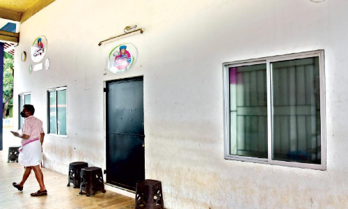 മ​ല​പ്പു​റ​ത്തെ എ​െൻറ ഹോ​ട്ട​ൽപൂ​ട്ടി​ക്കി​ട​ക്കു​ന്നു