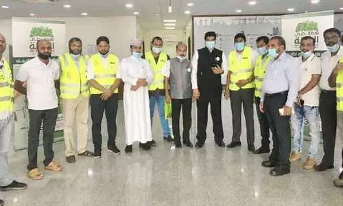 ദേ​ശീ​യ ദി​ന​ത്തി​ൽ ര​ക്ത​ദാ​ന​വു​മാ​യി കെ.​എം.​സി.​സി