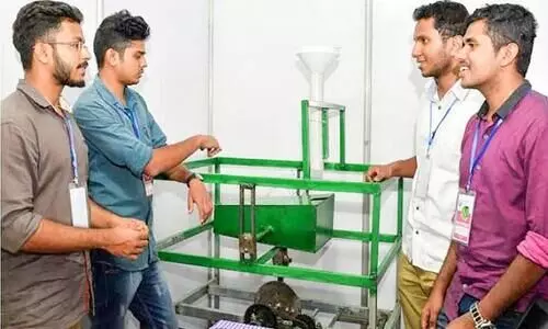 ജാതിക്കയും ജാതിപത്രിയും വേർതിരിക്കുന്ന യന്ത്രത്തിന് പേറ്റൻറ്​