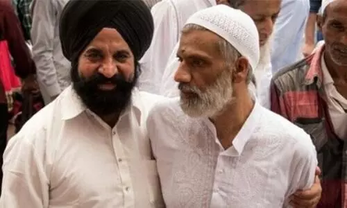 അന്ന്​ ഷഹീൻബാഗിലെത്തി പഞ്ചാബികൾ ഭക്ഷണം നൽകി; കർഷസമരകാലത്ത്​ ​മുസ്​ലിംകൾ തിരിച്ചും