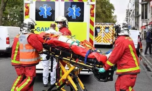 ഷാർ​ലി എബ്​ദോ മുൻ ഒാഫിസിനു​​ മുന്നിലെ കത്തിയാക്രമണം: ഏഴുപേർ പിടിയിൽ