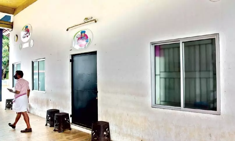 മലപ്പുറത്തെ എെൻറ ഹോട്ടൽപൂട്ടിക്കിടക്കുന്നു മലപ്പുറത്തെ എെൻറ ഹോട്ടൽപൂട്ടിക്കിടക്കുന്നു