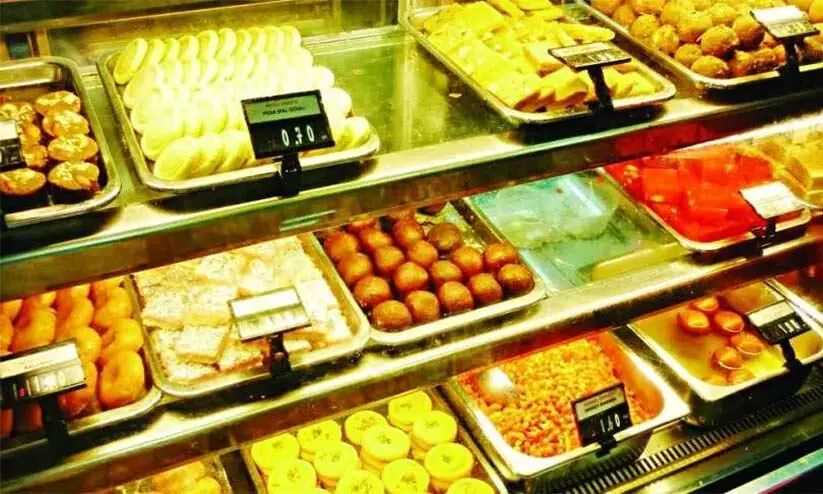 മധുരപലഹാരങ്ങൾക്കും ഇനി ബെസ്റ്റ് ബിഫോർ തീയതി നിർബന്ധം; ഒക്ടോബർ ഒന്ന് മുതൽ പ്രാബല്യത്തിൽ മധുരപലഹാരങ്ങൾക്കും ഇനി ബെസ്റ്റ് ബിഫോർ തീയതി നിർബന്ധം; ഒക്ടോബർ ഒന്ന് മുതൽ പ്രാബല്യത്തിൽ