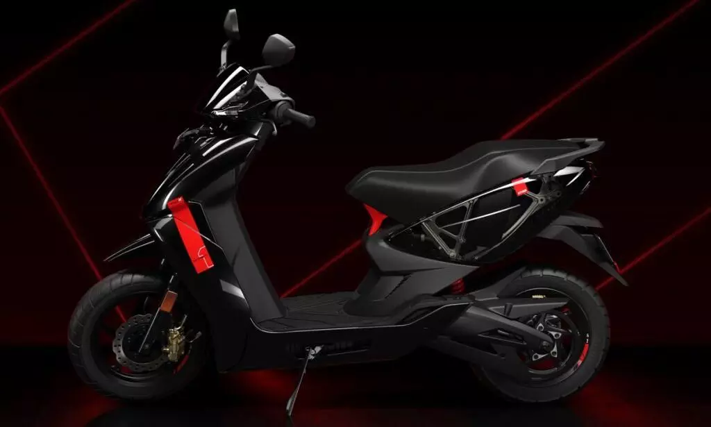 ഇൗഥർ ഇ.വി കലക്​ടേഴ്​സ്​ എഡിഷൻ വിൽപ്പനക്ക്​