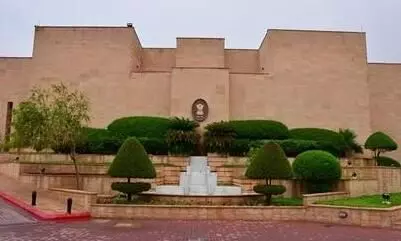 തടവുകാരുടെ മോചനം; ആയിരത്തോളം പേരെ നാട്ടിലെത്തിച്ചതായി ഇന്ത്യൻ എംബസി തടവുകാരുടെ മോചനം; ആയിരത്തോളം പേരെ നാട്ടിലെത്തിച്ചതായി ഇന്ത്യൻ എംബസി