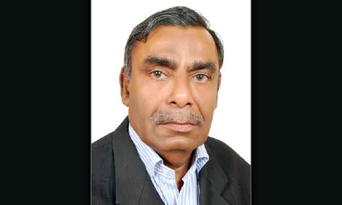 പ്രവാസത്തിന് നാലര പതിറ്റാണ്ട്: മഖ്ദൂമി​െൻറ നാട്ടിൽനിന്ന് പൊന്നാനി മഖ്ദൂം മടങ്ങുന്നു