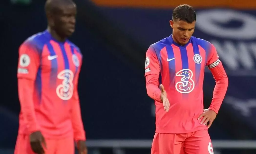 മൂന്നിൽ കുരുങ്ങി ചെൽസി മൂന്നിൽ കുരുങ്ങി ചെൽസി