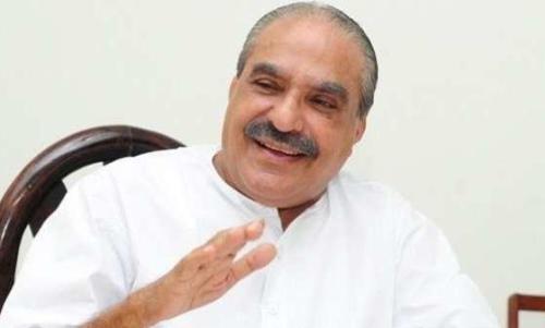 കെ.​എം. മാ​ണി തെ​റ്റു​കാ​ര​ന​ല്ലെ​ന്ന എ​ൽ.​ഡി.​എ​ഫ് ക​ൺ​വീ​നറുടെ കു​റ്റ​സ​മ്മ​തം;  മാണിയെ ചേർത്തുപിടിച്ച്​ കോൺഗ്രസ്