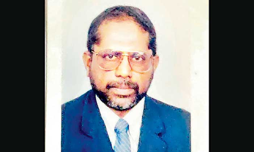 ജു​ബൈ​ലി​െൻറ ഖാ​ദ​ർ മാ​ഷ് നാ​ട്ടി​ലേ​ക്കു മ​ട​ങ്ങു​ന്നു